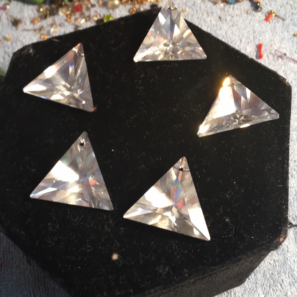 Swarovski triangle  shapes crystal beads
